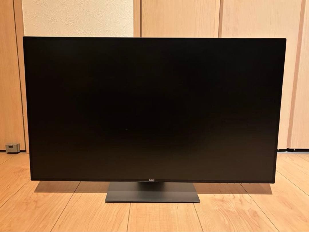 DELL U2719D デジタルハイエンド 27インチ モニター orange様