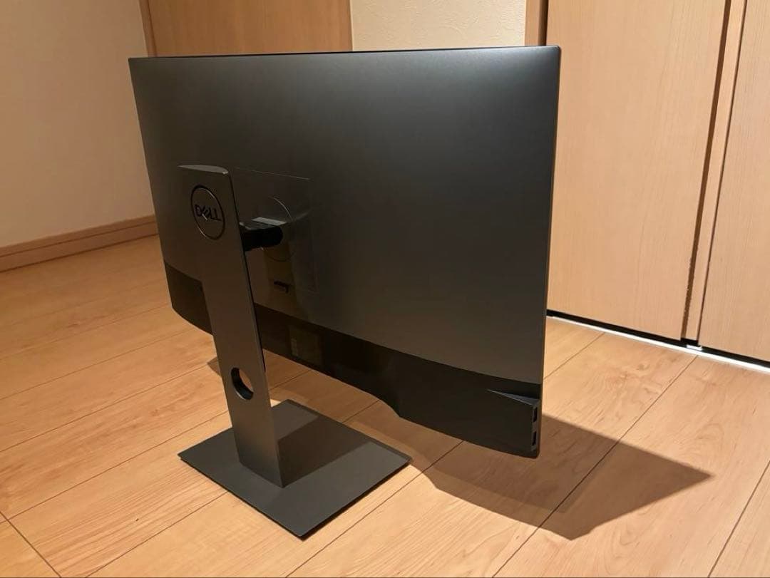DELL U2719D デジタルハイエンド 27インチ モニター orange様