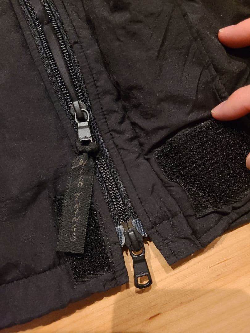 WILD THINGS モンスター ダウンベスト ブラック Mサイズ