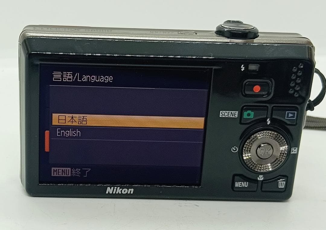 Nikon coolpix s6000 レッド デジタルカメラ充電器付き、箱付き