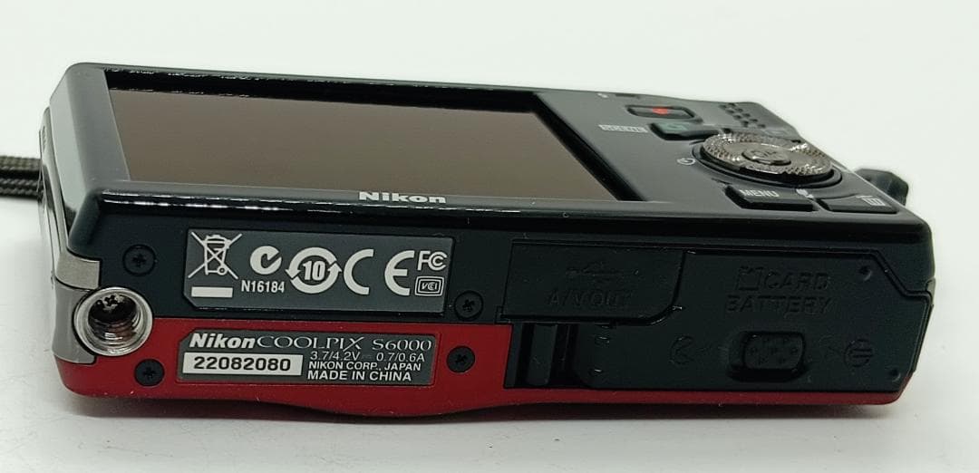 Nikon coolpix s6000 レッド デジタルカメラ充電器付き、箱付き