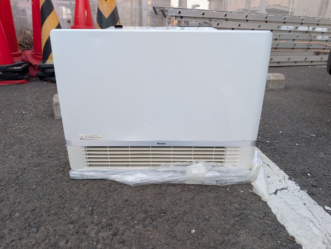 美品　リンナイRinnai RFM-Y60EB 温水ルームヒーター