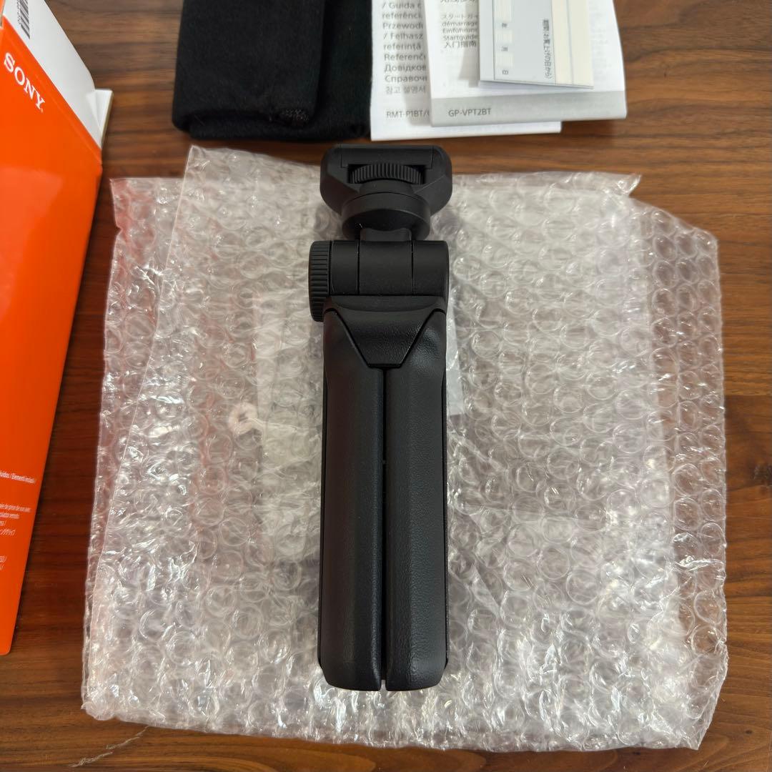 ほぼ新品SONY ZV-1Ⅱ シューティンググリップキットバッテリーチャージャー