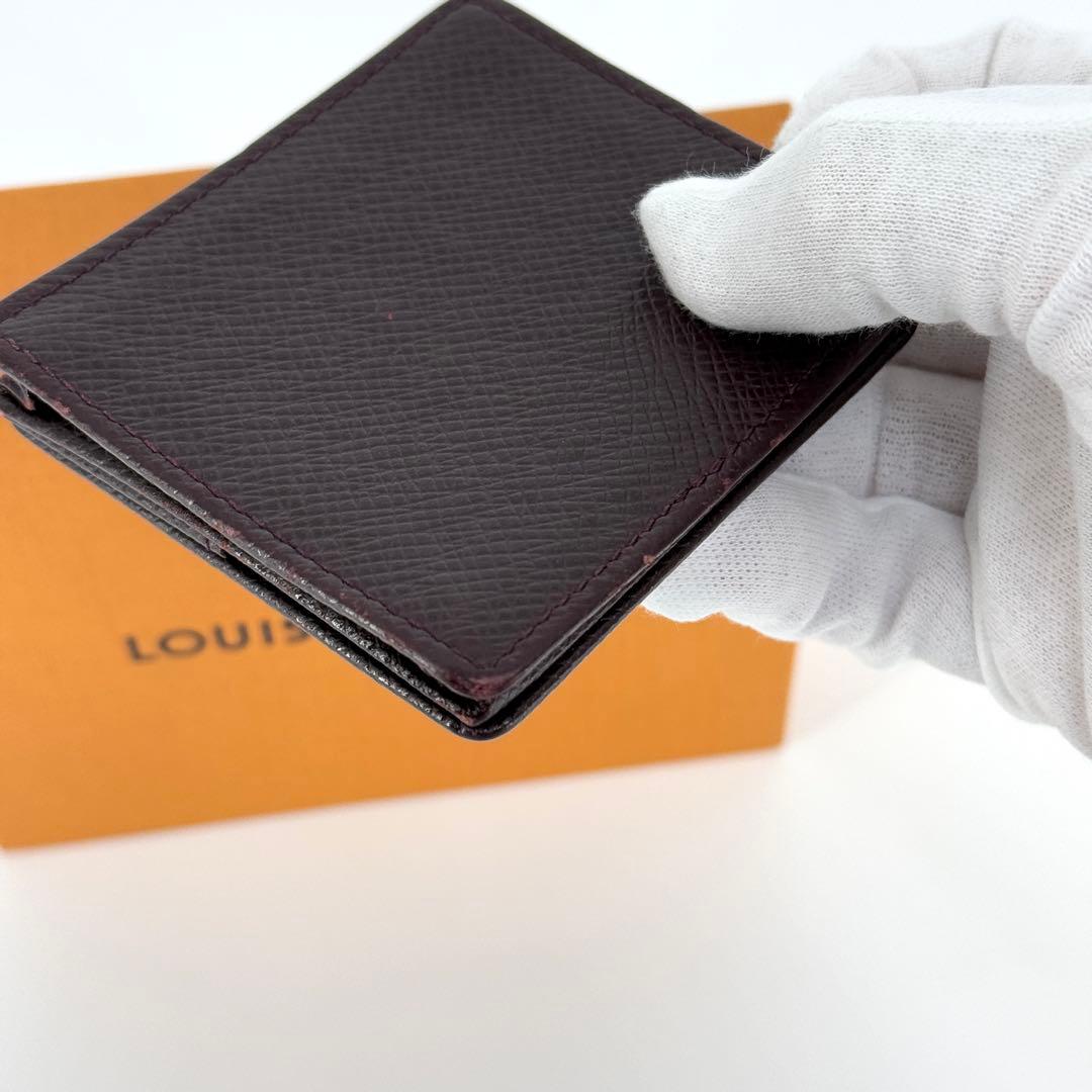 美品 ルイヴィトン タイガ ケース ポルトモネ ボワット アカジュー 紫