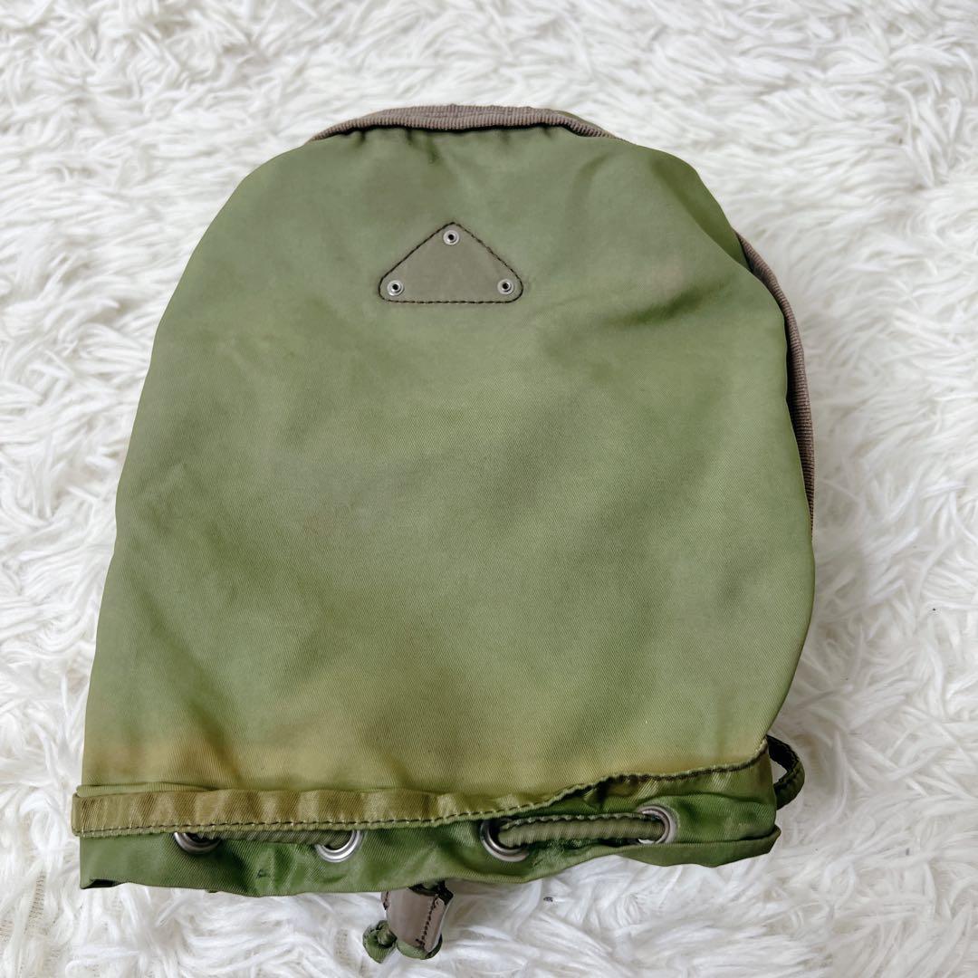 バッグ PRADA Khaki Nylon Drawstring Pouch Y2K