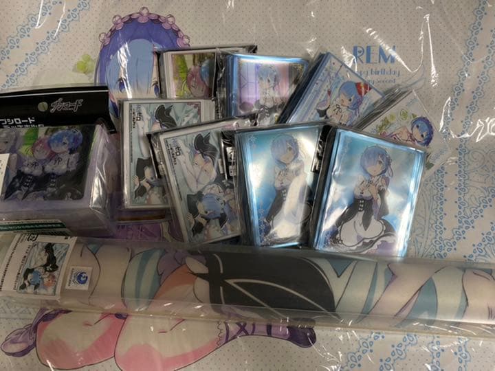 リゼロ　レム　スリーブ　プレイマット　デッキケース　引退品