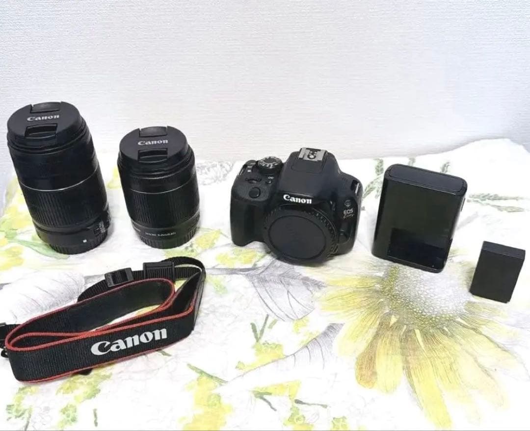 【美品】Canon EOS Kiss X7 ダブルレンズ キャノン♥️初心者♥️