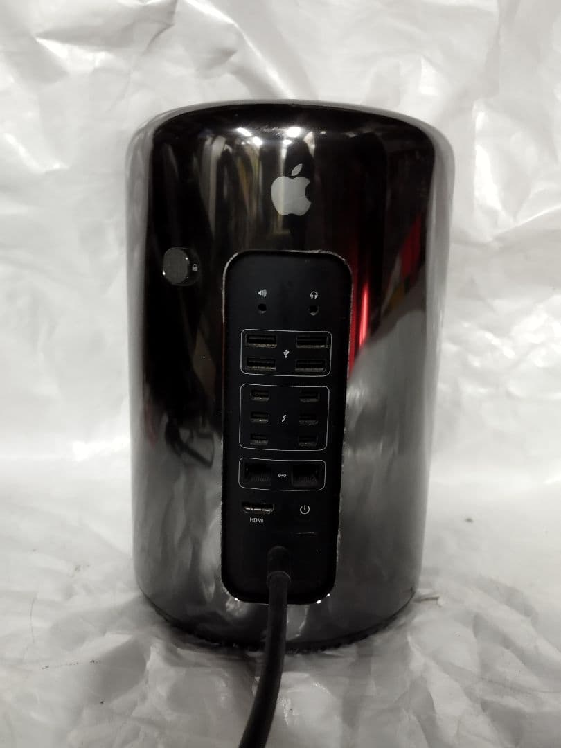 Apple Mac Pro Late　通電済み
