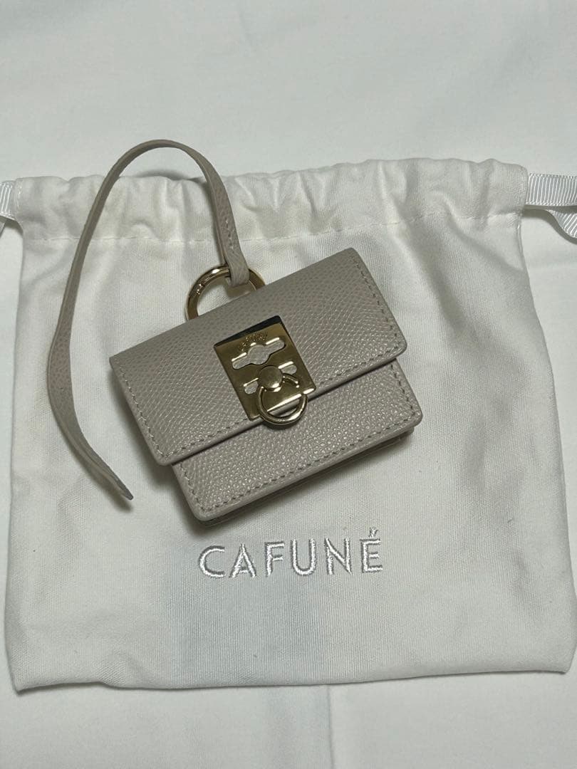 【Cafuné】Stance Pod AirPodsケース