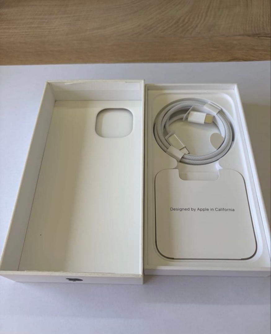 【破格・早い者勝ち】iPhone 15 ブラック 128GB