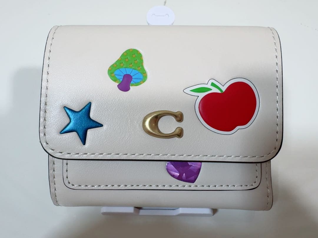 【新品・正規品】コーチ 三つ折財布