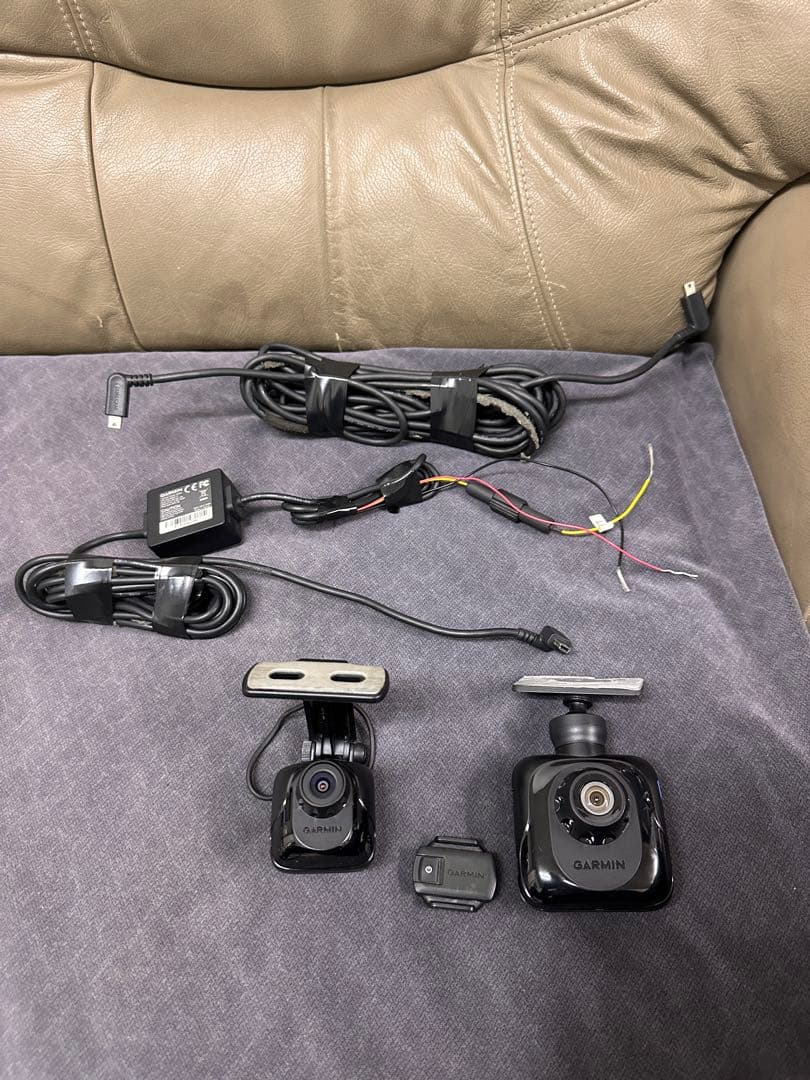 ガーミン GARMIN　GDR45J　前後　ドライブレコーダー