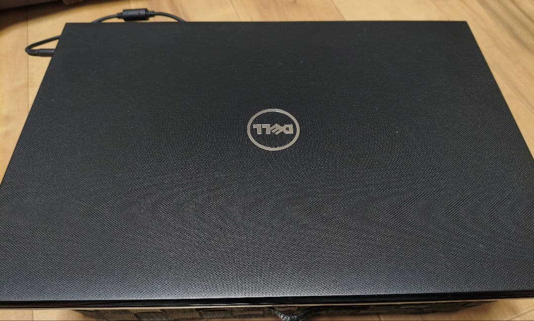 Dell Vostro 15 core i5 7th 美品