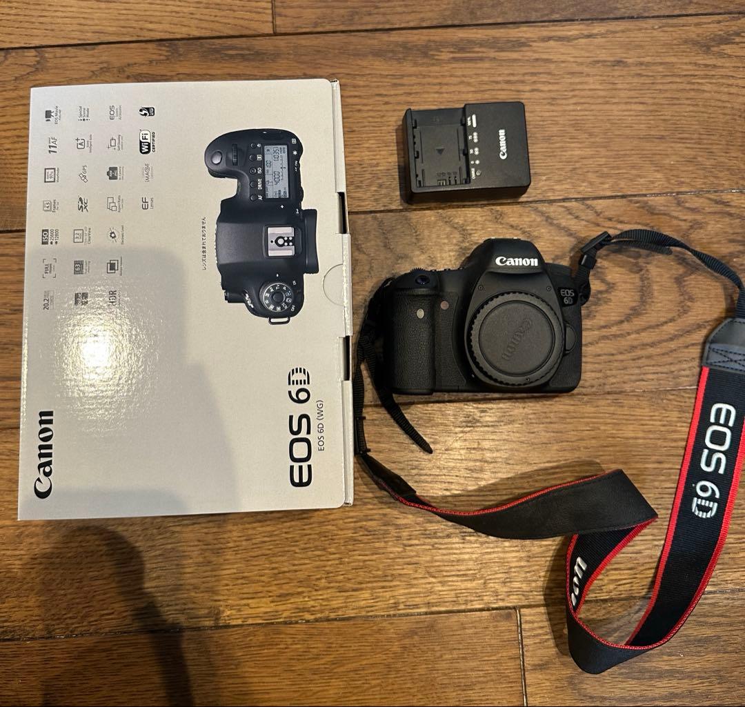 美品　Canon EOS 6D 本体 バッテリー充電器付き