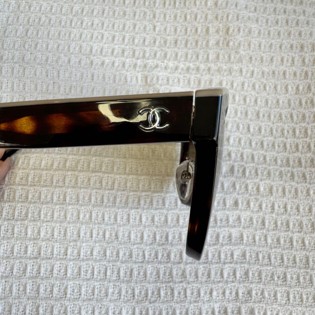 人気！シャネル5414 ベージュロゴH サングラス 箱付　掛けやすい鼻パット付