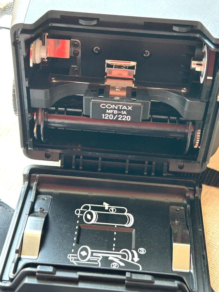 CONTAX 645 【美品】 中判フィルムカメラ 各付属品付き コンタックス