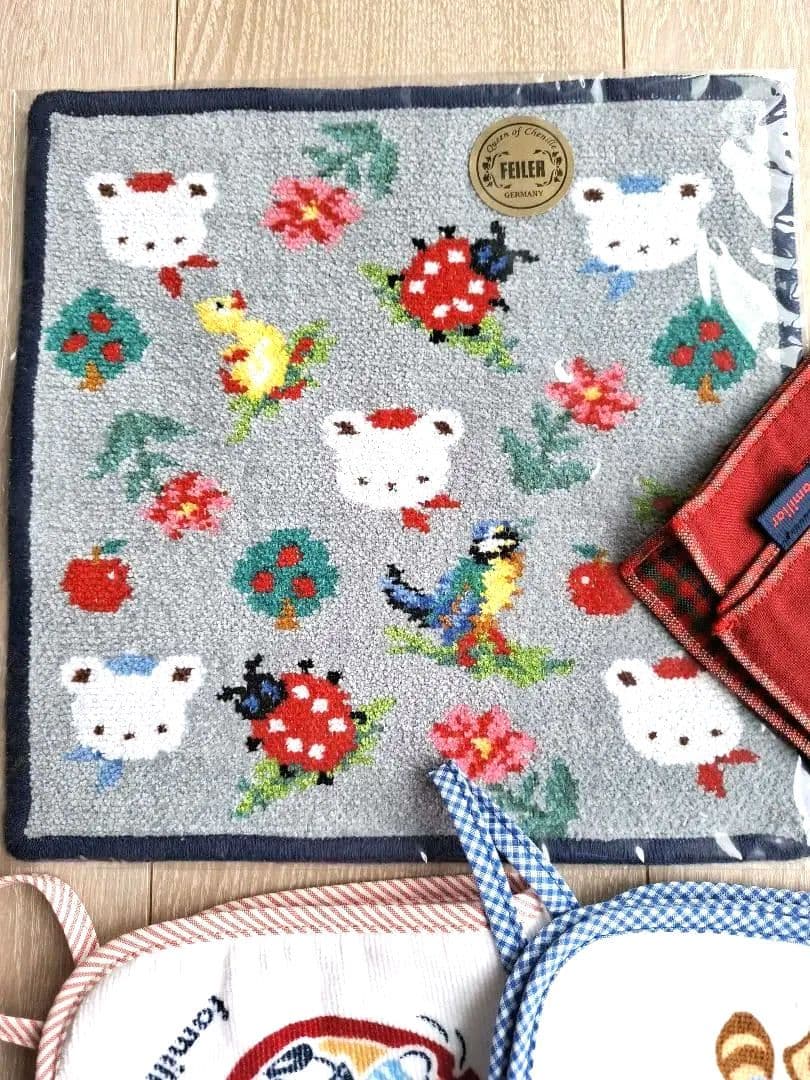 12/16まで最終お値下げ フェイラーコラボハンカチ ファミリア