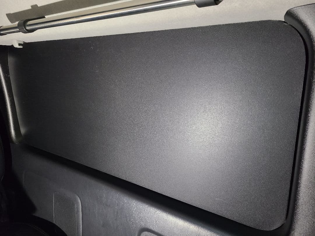 200系ハイエース窓埋めインテリアパネル防音断熱仕様 左右１セット