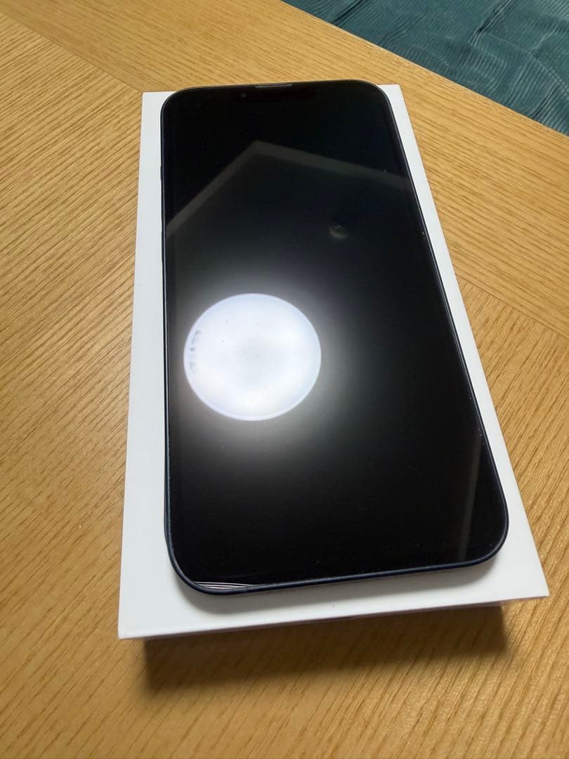 Apple iPhone 13 256GB ミッドナイト