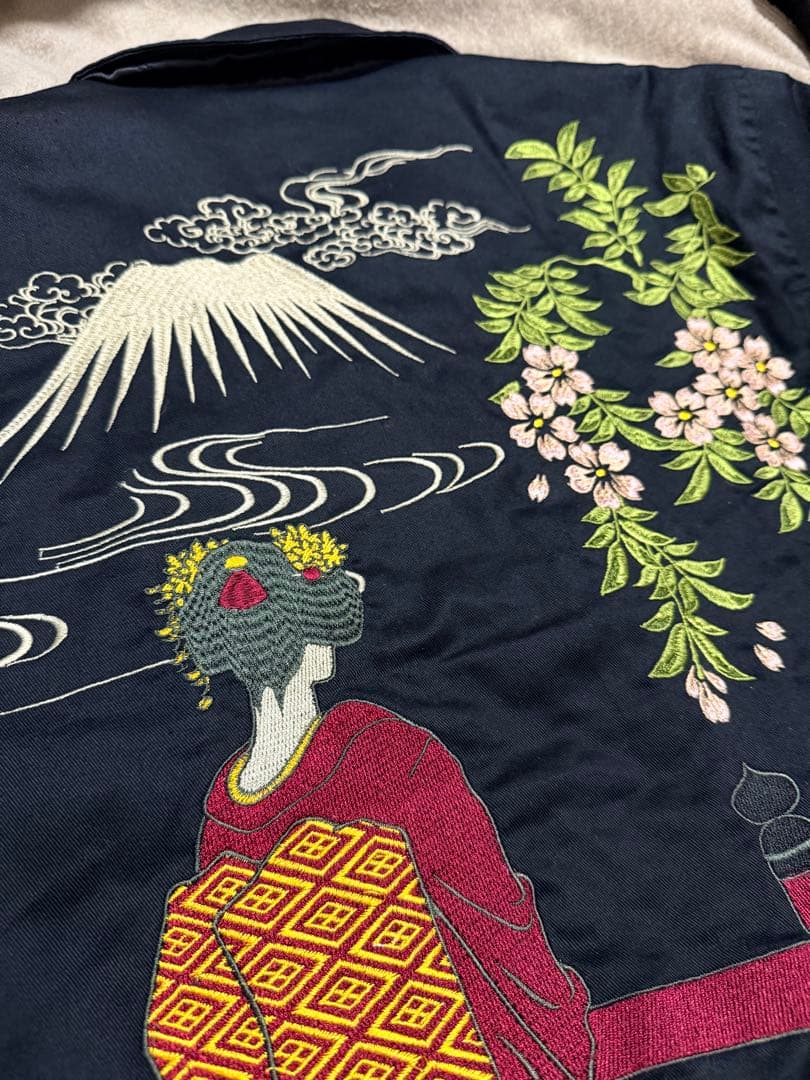 未使用近い ２面用 百花繚乱 富士山 桜 日本限定 スカジャン サテン