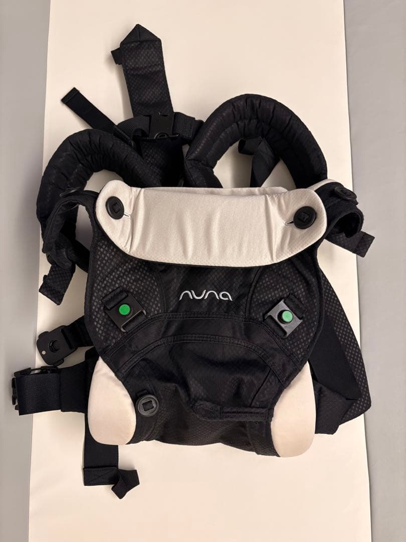 NUNA CUDL clik キャビア抱っこ紐