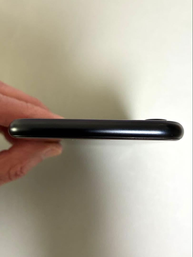 iPhone SE 第3世代 64GB 箱付き