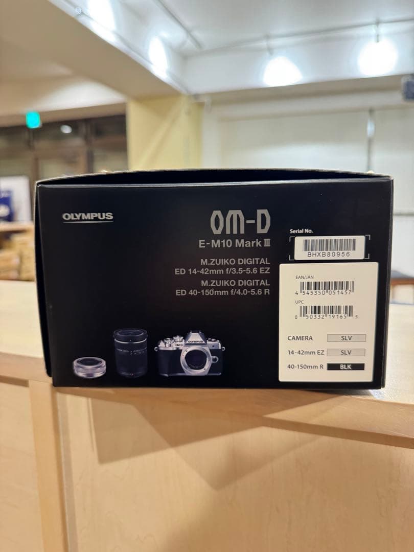 【最終価格】OLYMPUS OM-D E-M10 MarkⅢ ズームキット