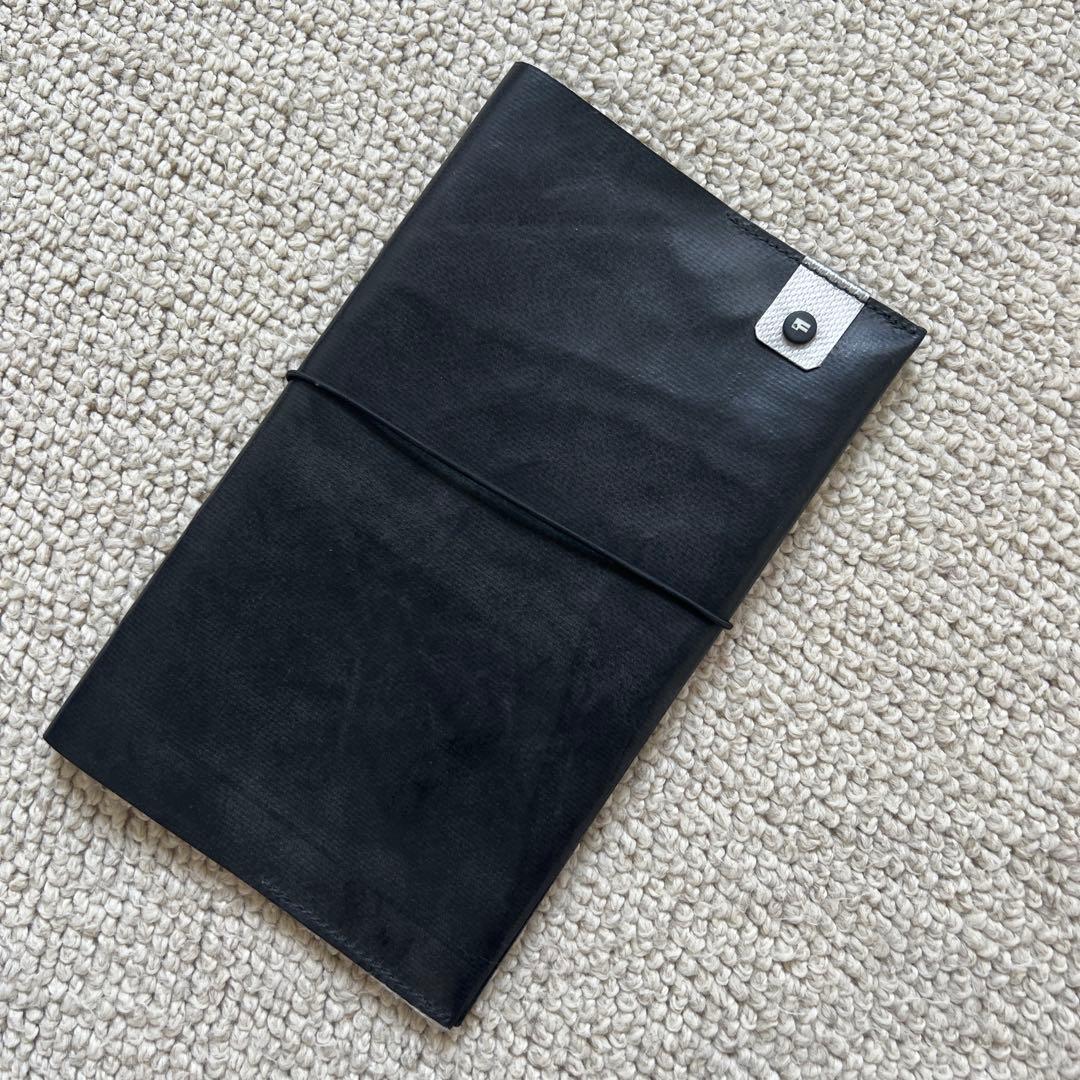 FREITAG F242 STU 黒　ノートブック　カバーだけ