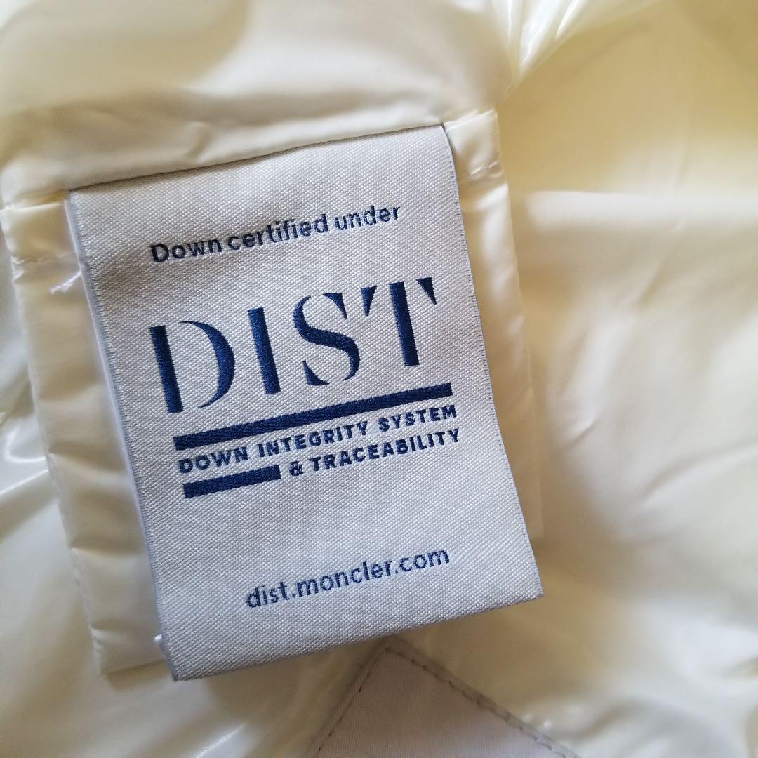 破格値価格　モンクレール　白ダウンベストフード付き　人気デザイン　正規品