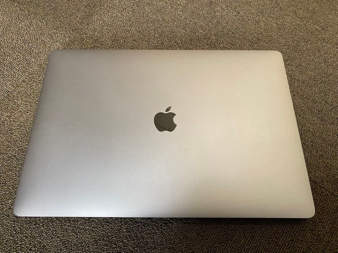 MacBook Pro (16インチ, 2019)