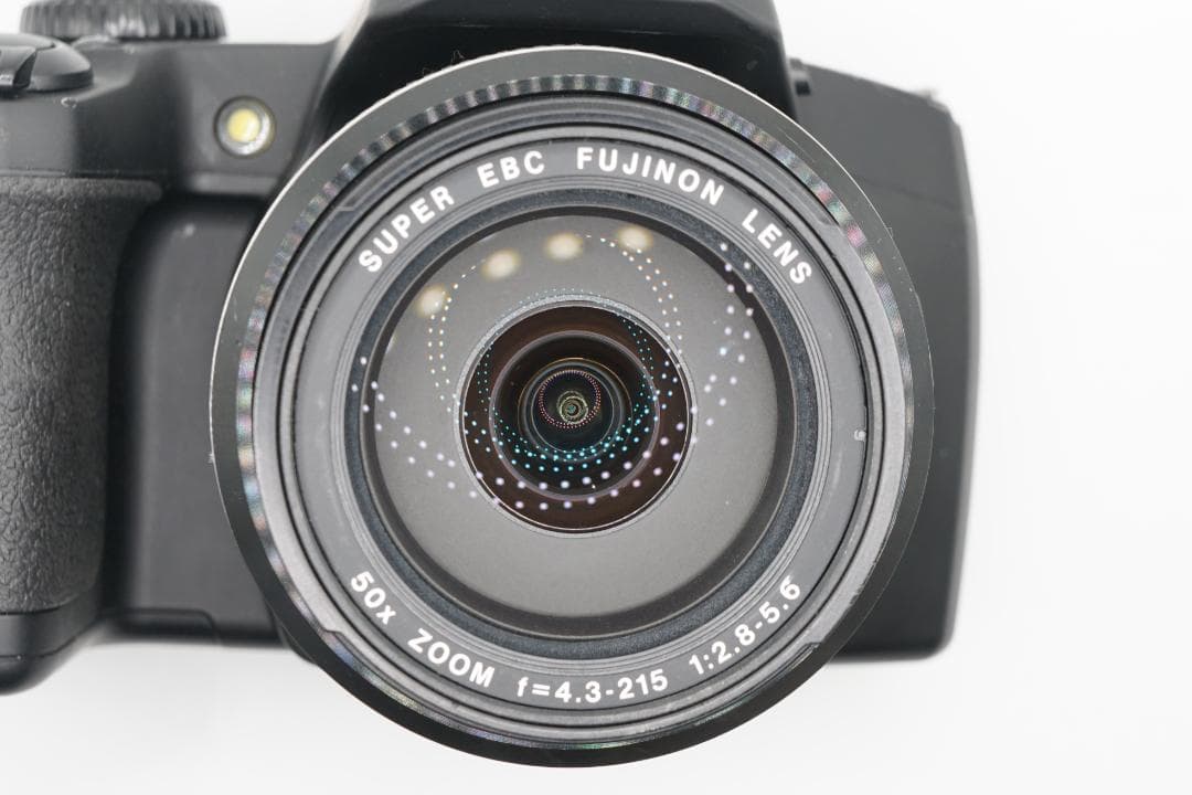 FUJIFILM FINEPIX S1　充電器バッテリー２個付き　実写画像あり