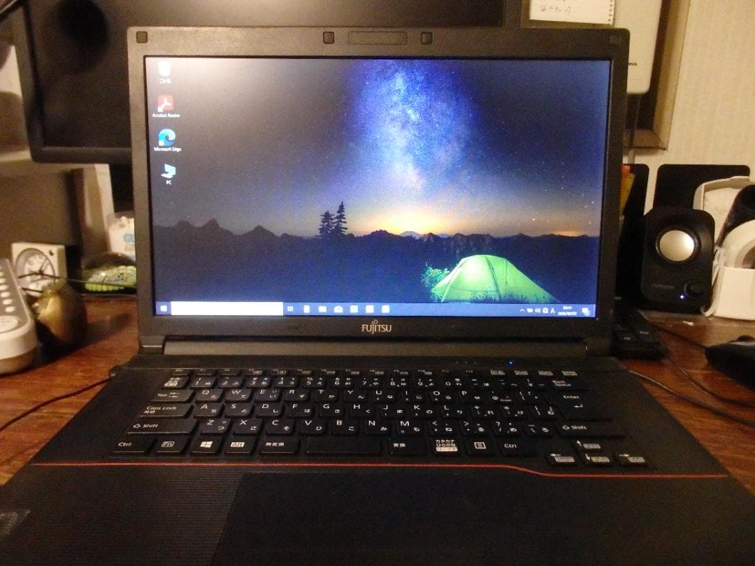 Fujitsu ノートPC Windows 10 本体 ACアダプター付き