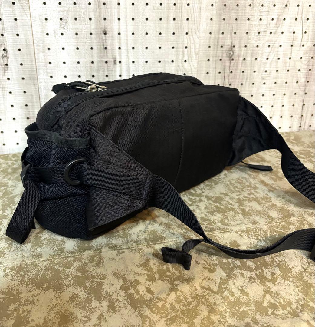 THE NORTH FACE ノースフェイス クラシックカンガ ボディバッグ