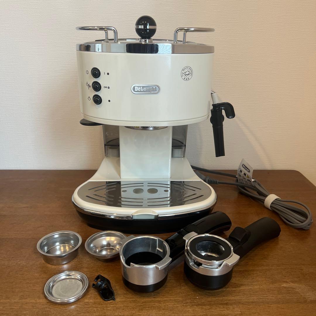 De’Longhi デロンギ EC0310W エスプレッソマシン ホワイト