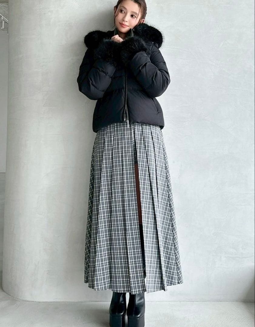 RESEXXYショートダウンジャケット定価16,500円 （税込）完売色