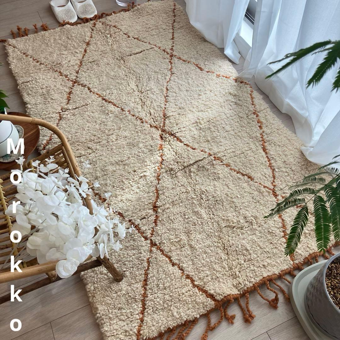 Morokkoモロッコラグ◇ダイヤ　ホワイト　ベニワレン　トルコヴィンテージラグ