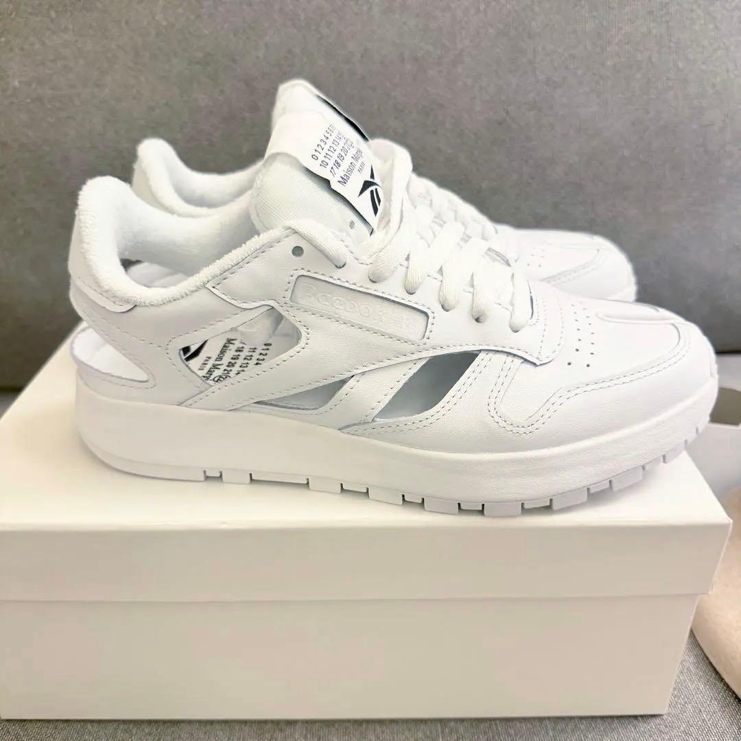 専用【新品】メゾンマルジェラ×リーボックホワイトクラシックレザー24cm/US6