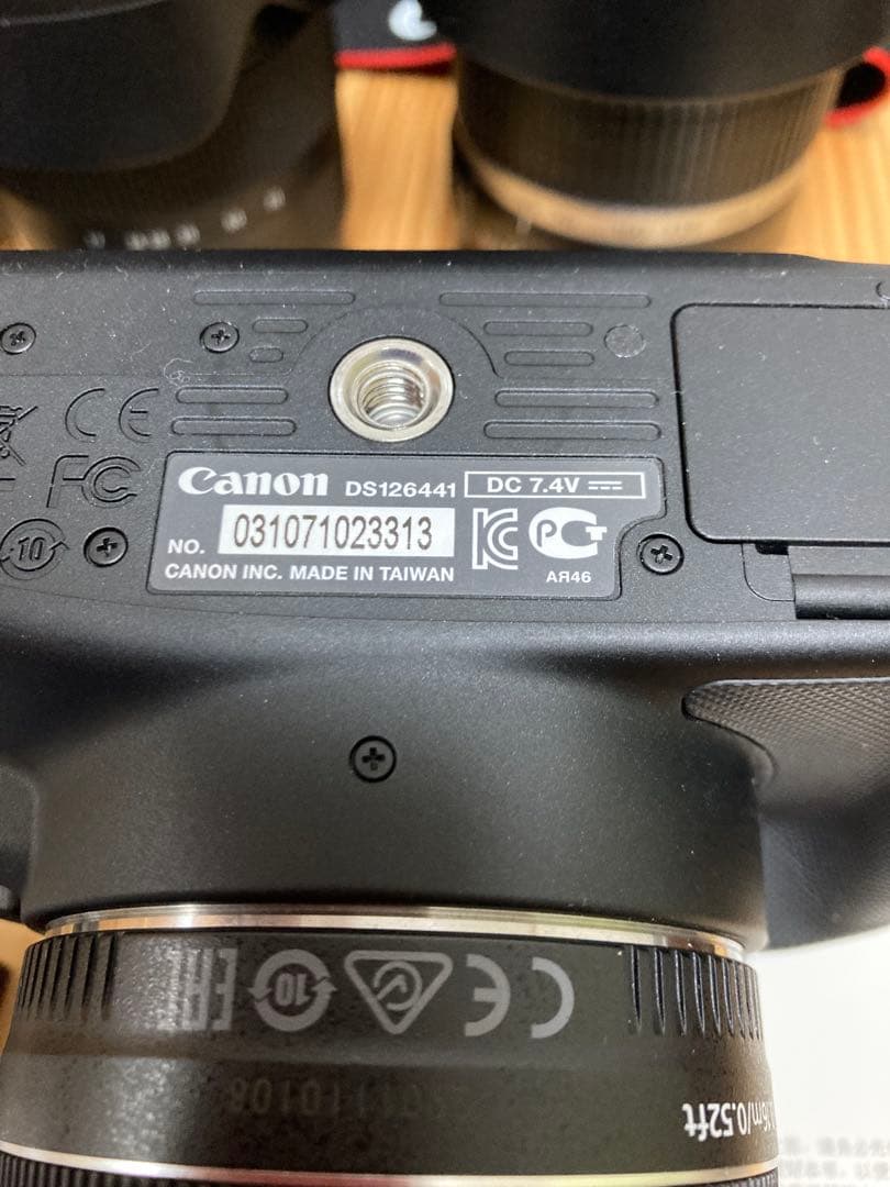 Canon 一眼レフカメラ EOS Kiss X7 レンズ FlashAir