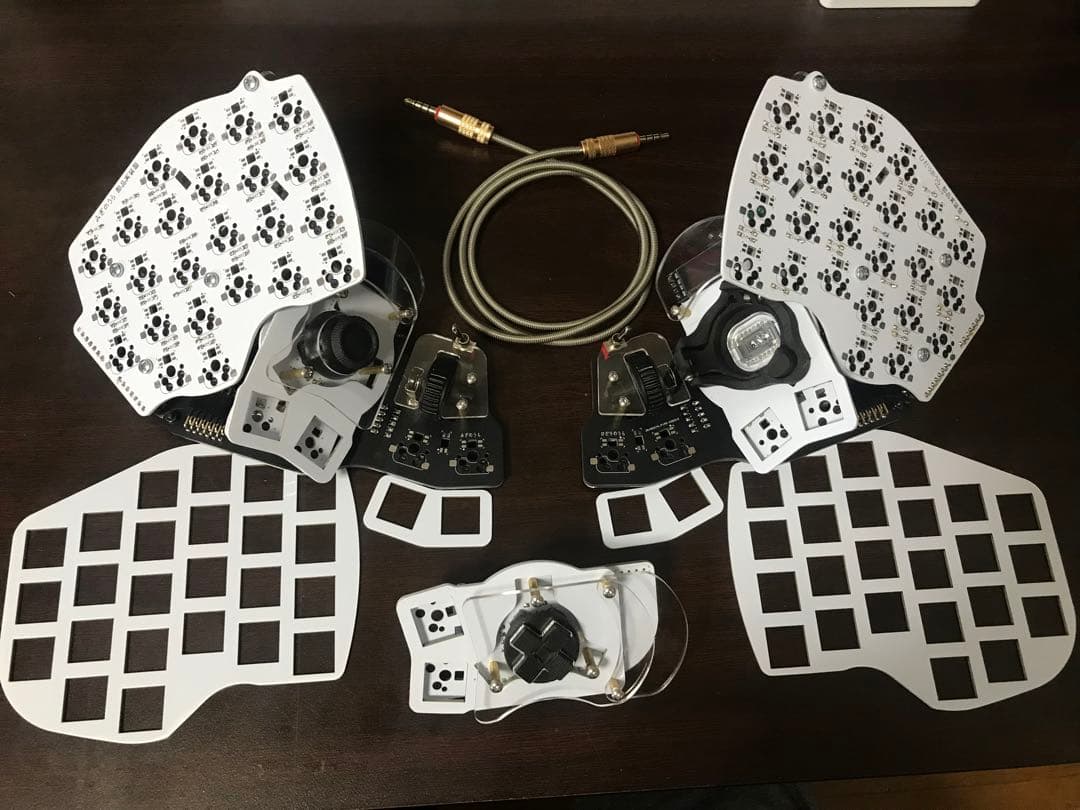 Killer Whale 分割型キーボード LED未実装組み立て済み