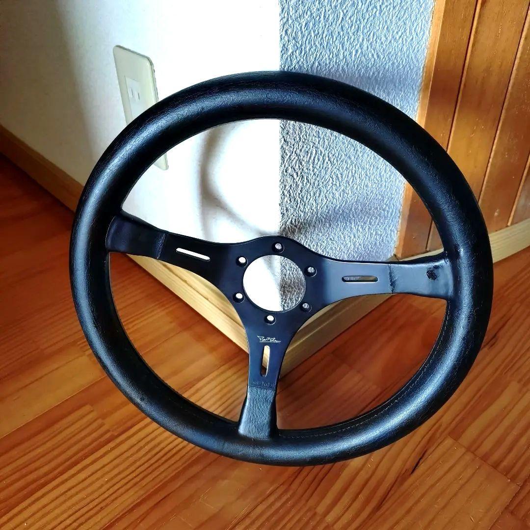 MOMO ステアリング35Φ　　　【ロニー・ピーターソン】