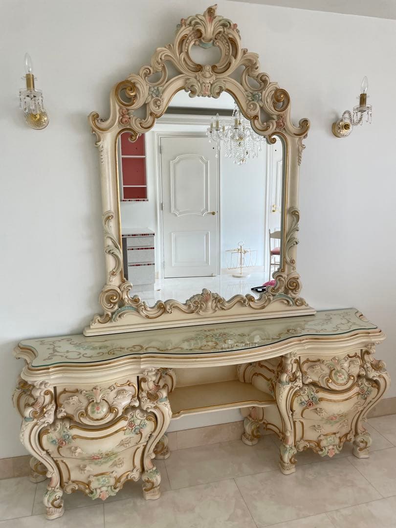 お値下げ‼️‼️高級イタリア家具.美品.ゴルチャコ&シリック