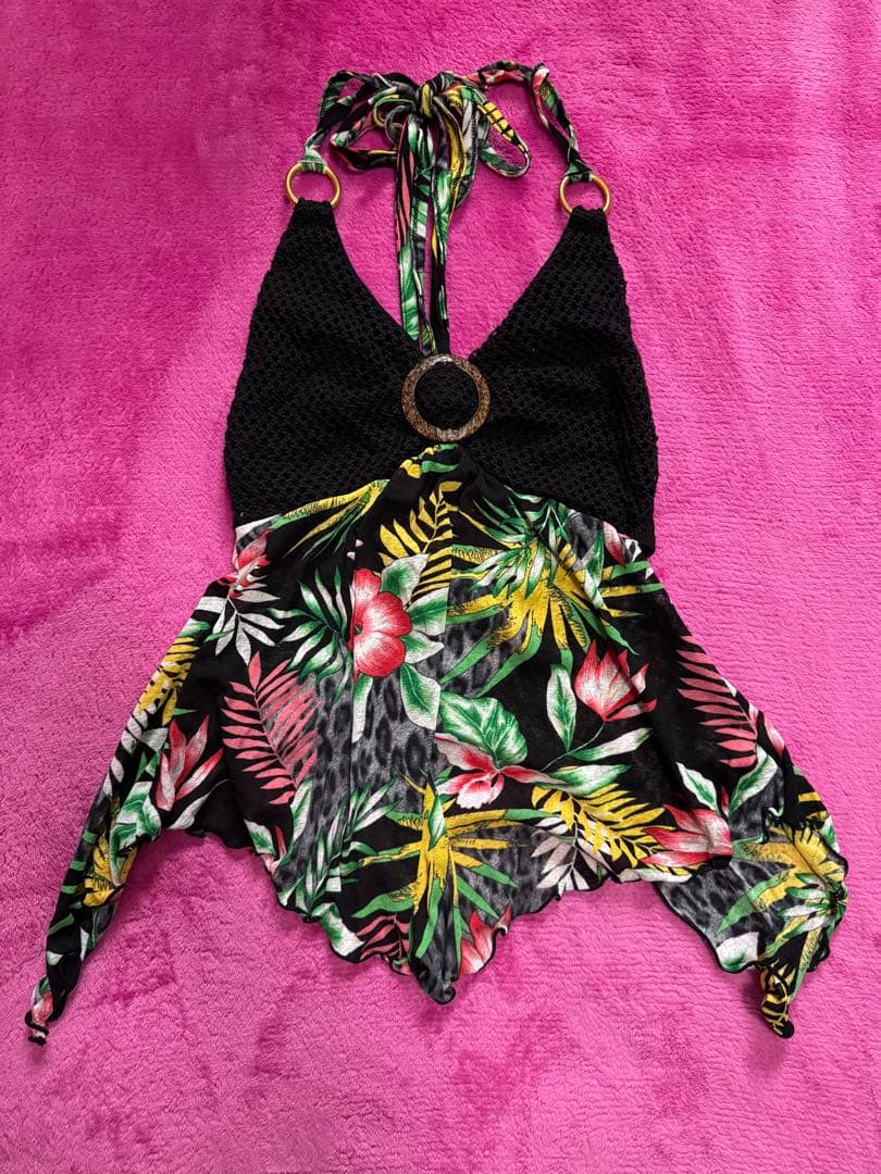 d.i.a トロピカル花柄キャミソール