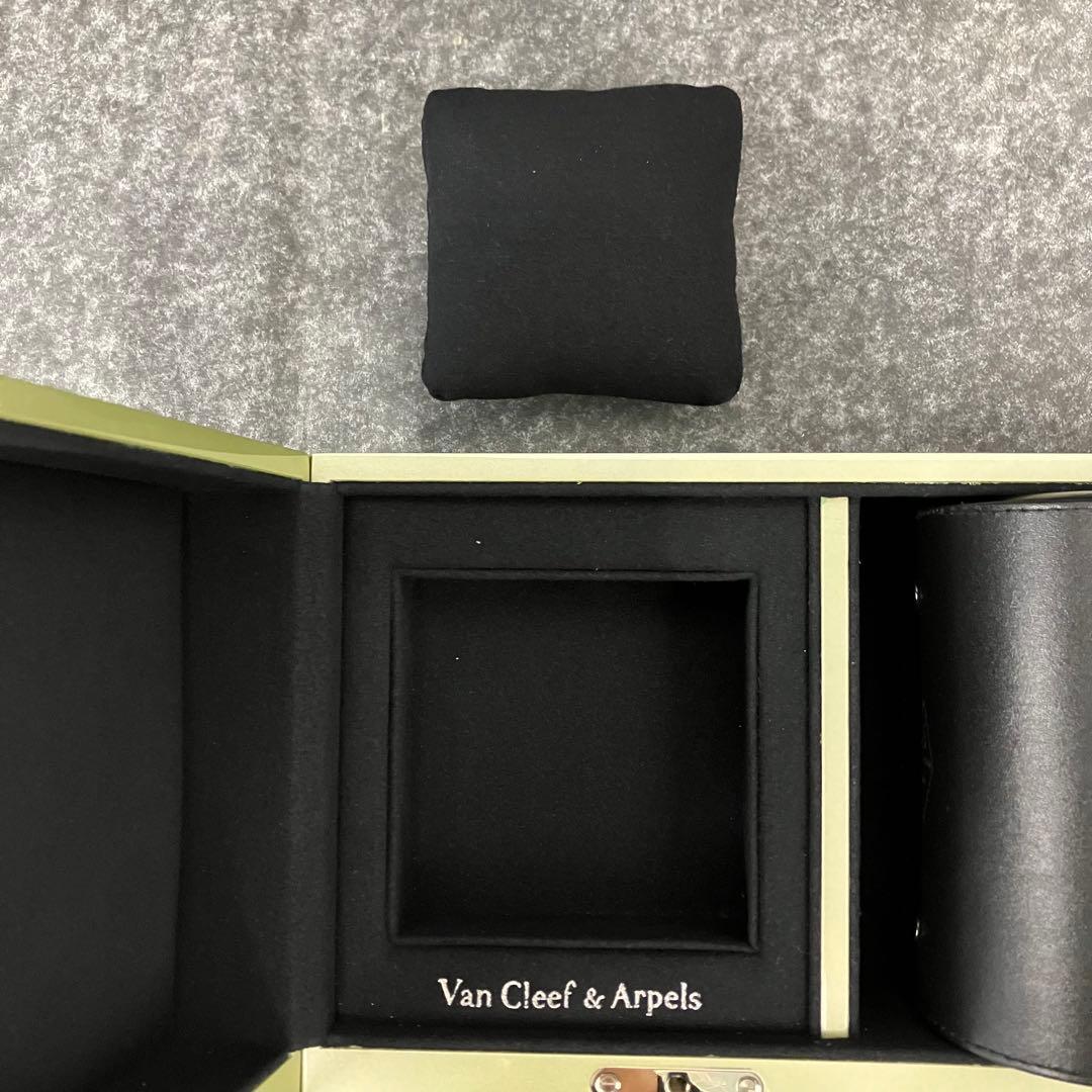 未使用☆ヴァン クリーフ&アーペル☆時計ケース☆ジュエリーケース☆ライトグリーン