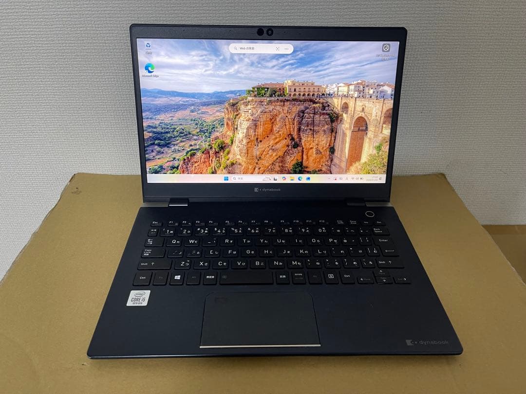 dynabook G83 第10世代Corei5 8GB 256GB IGZO