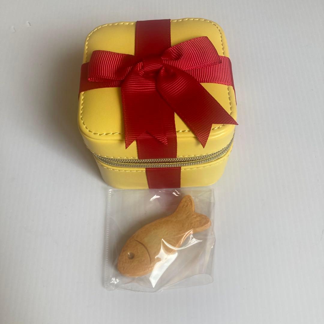 猫の恩返し アクセサリーケース おさかなのクッキー箱
