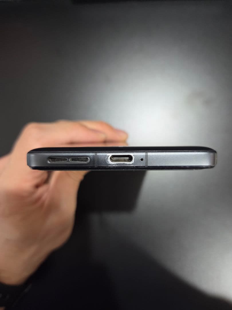 POCO F4 256GB　ステルスブラック グローバル版　動作良好