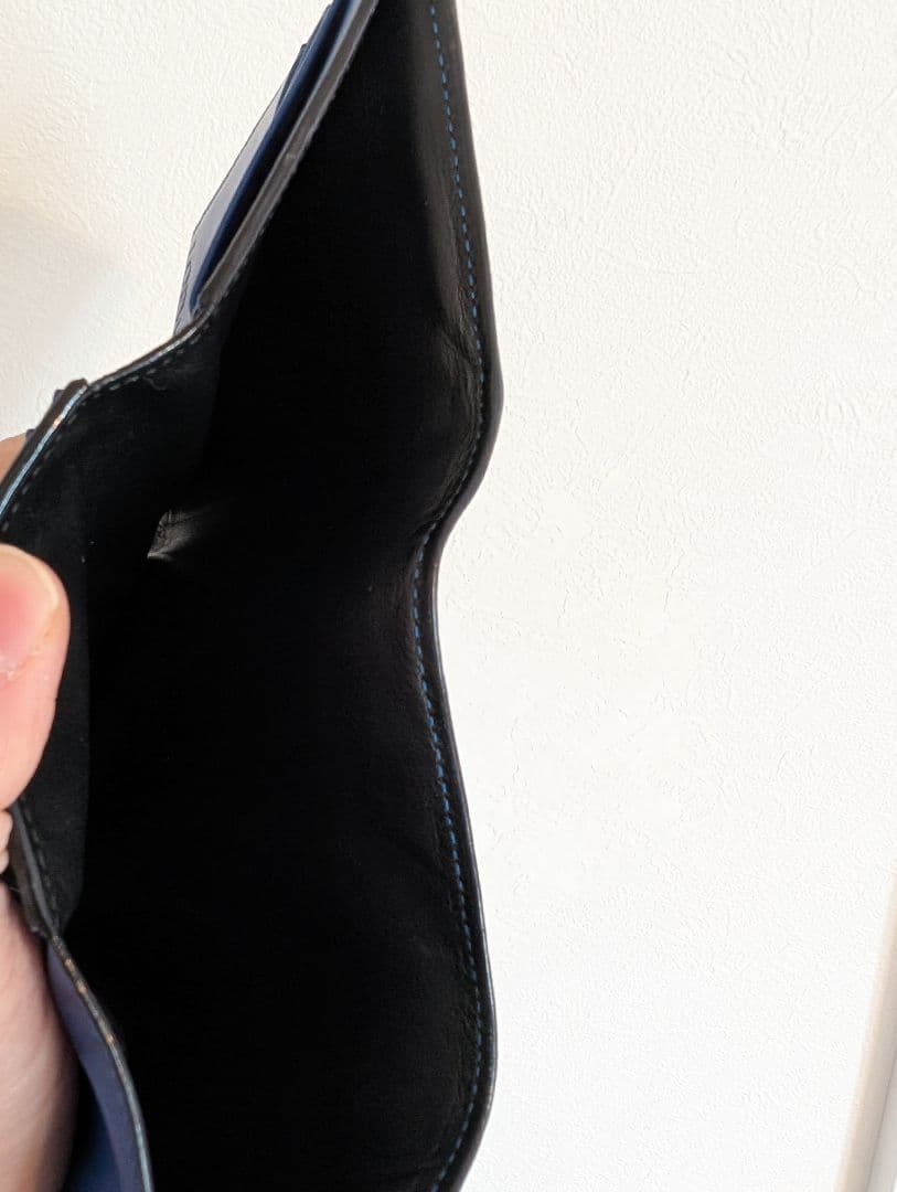 三つ折り財布　LOEWE