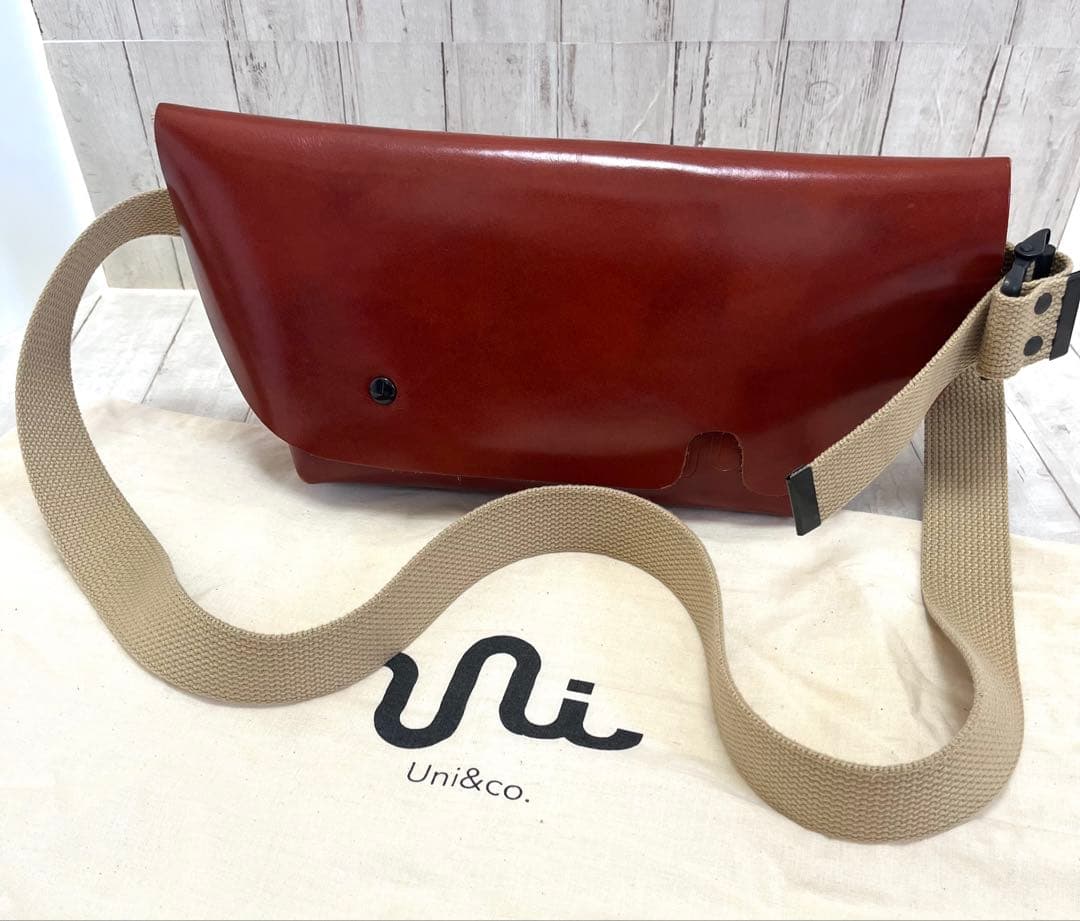 Uni&co. 牛革　メッセンジャーバッグ　キャメル　ショルダーバッグ