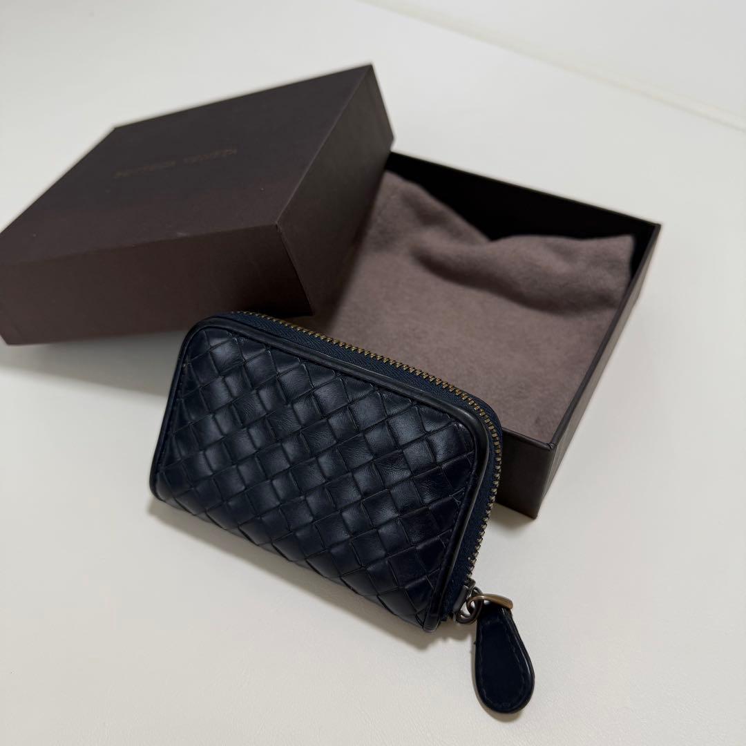 美品　BOTTEGA VENETA ケース　イントレチャート　ネイビー系