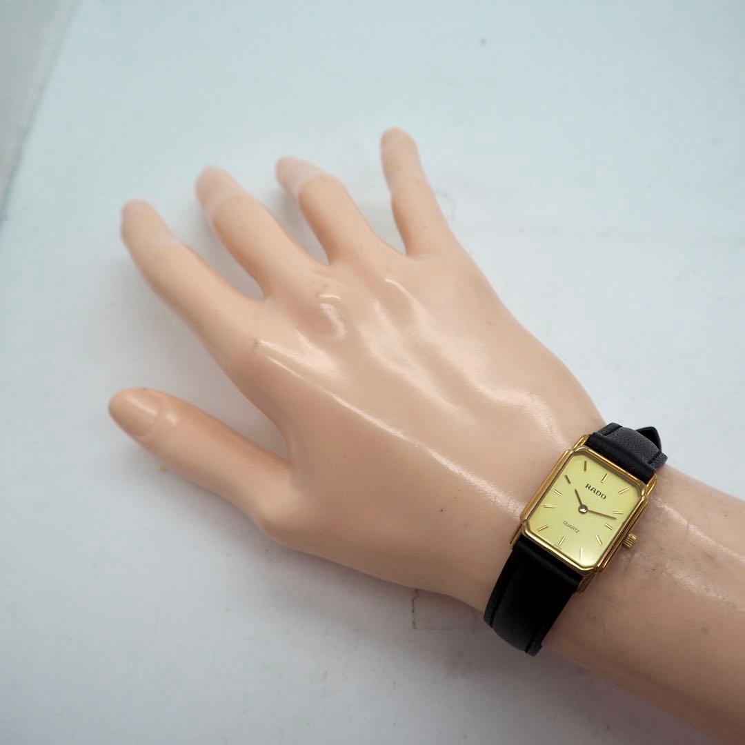 556 稼働 RADO 時計　レディース　スクエア 新品ベルト ゴールド 希少